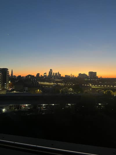 Females pref - Ensuite room in a lovely penthouse  Main Photo