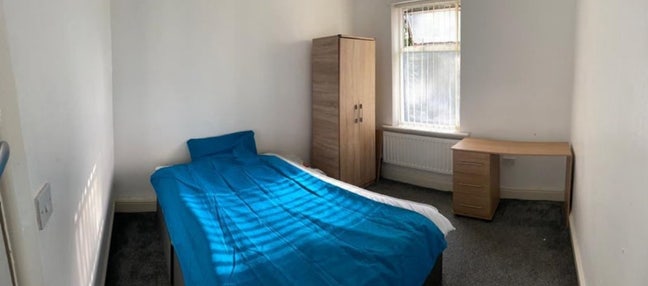 Dss Shared House - No Move in Fees Main Photo
