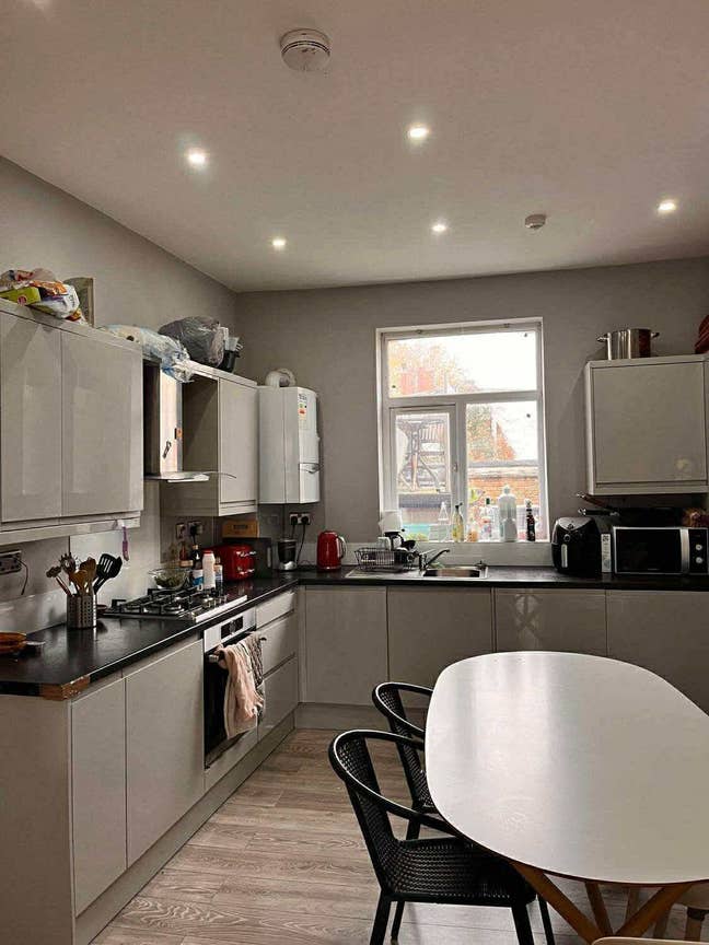 Lovely Double Room Available in Newington Green Main Photo