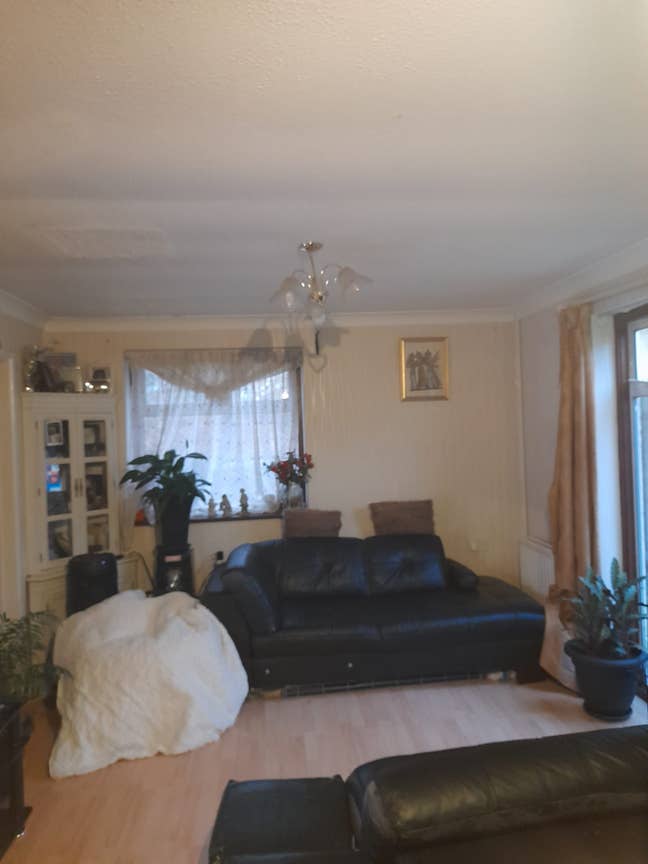 Spacious Double and Single Rooms in Stevenage  Main Photo
