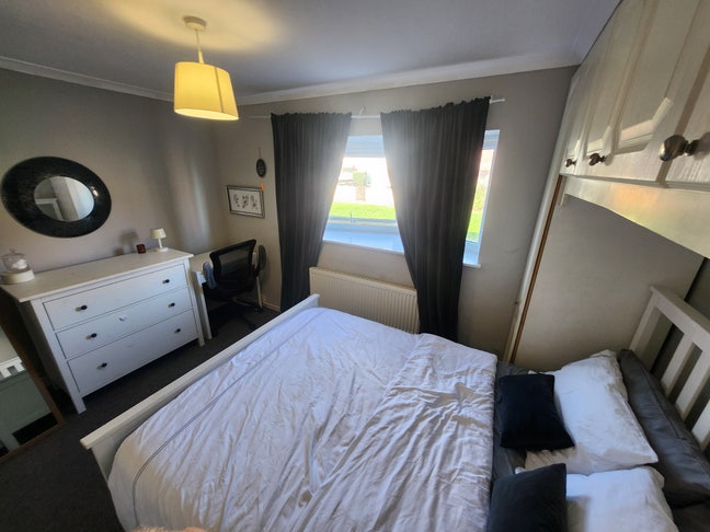 Kong Size Room Available For Short Term in CF23 Main Photo
