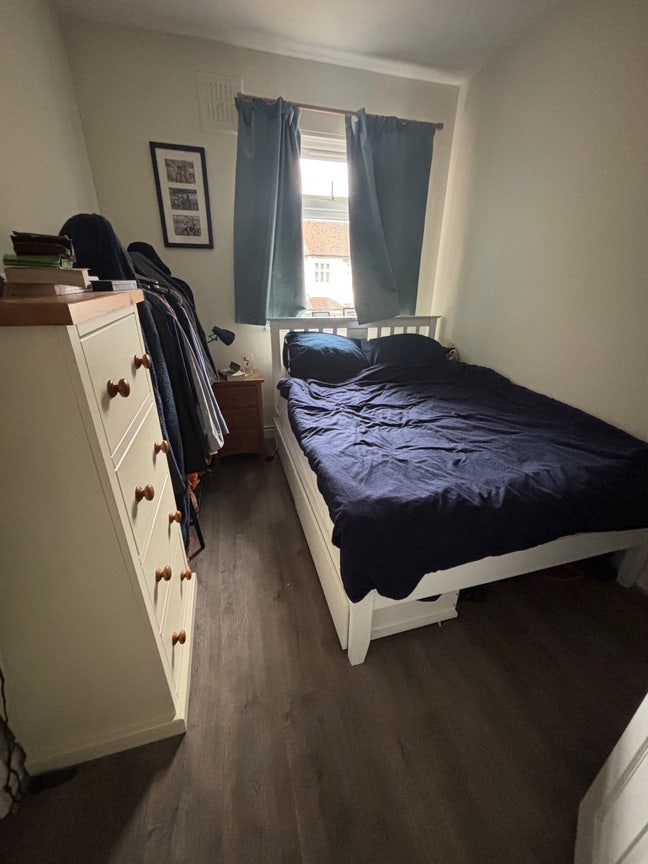 Ensuite Room in Clapham House Main Photo