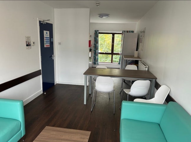 Kelvinhaugh Student Dorm! Main Photo