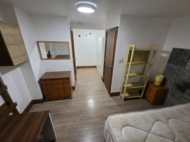 SPACIOUS En Suite Room Hyde Park Main Photo