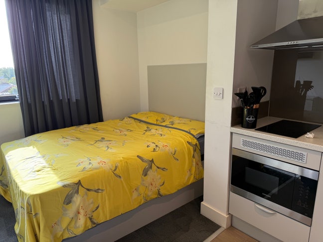 3 Months Rent Paid Studio - True Student  Main Photo