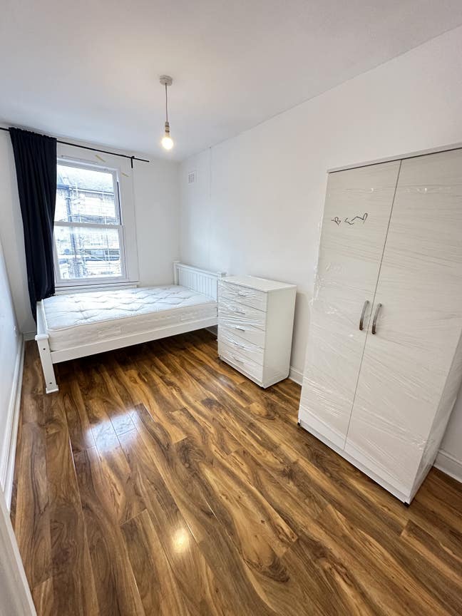 Luxury 4 Bed Brixton/ Camberwell Kings College  Main Photo