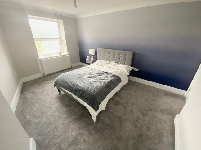 High Spec En-Suite Room in S6  Main Photo