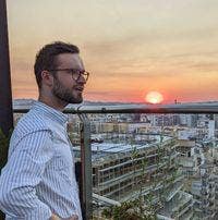 26 yo male working professional Main Photo