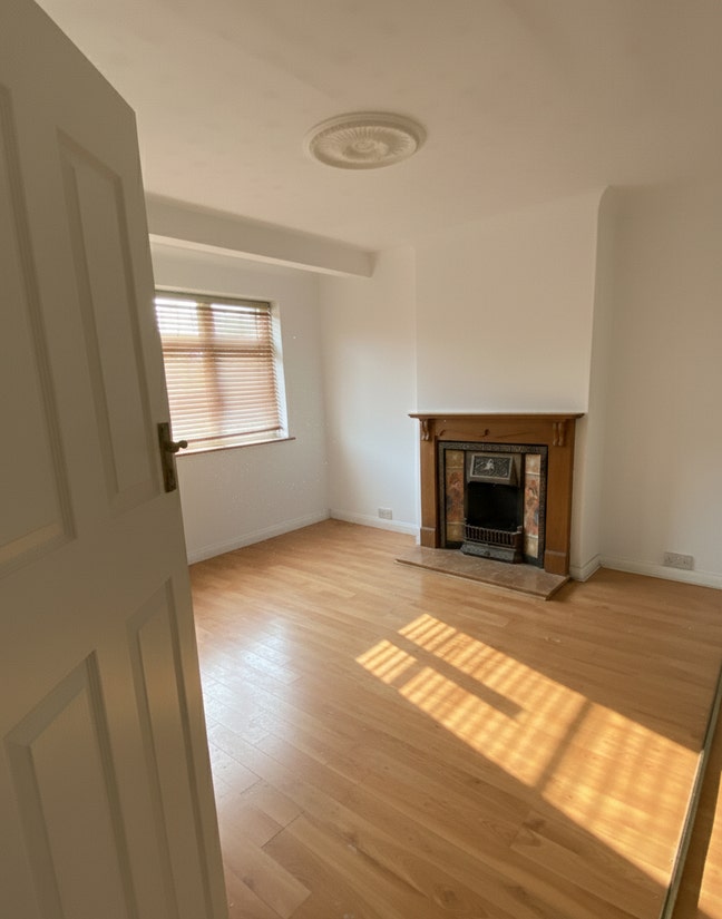 2 bedrooms in terraced house for rent, SW16 Main Photo