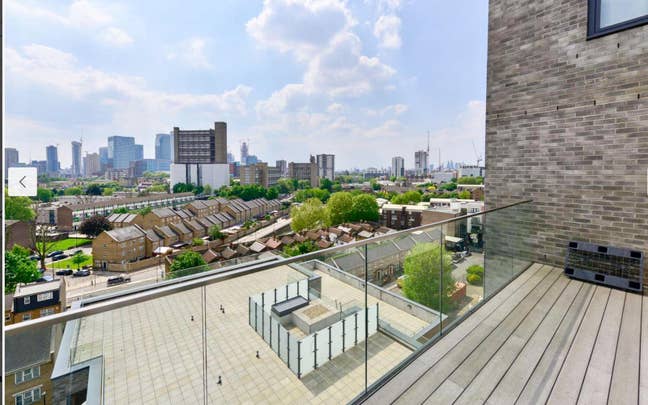 Canary Wharf Single room available! Main Photo