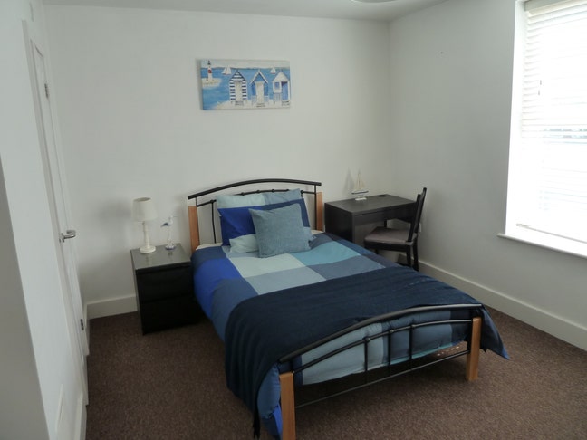 Double en-suite room. Close to Alum Chine Beach Main Photo