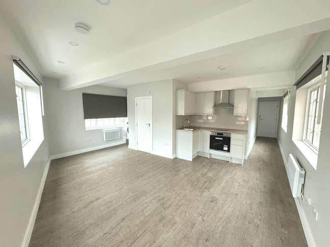 Brand New Studio Flat in New Malden, KT3 Main Photo