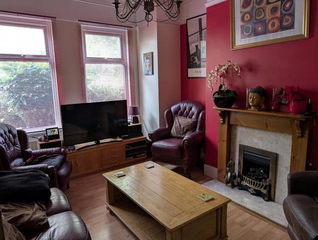 Old Trafford House Share, near Chorlton Main Photo