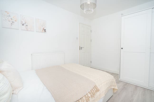  1 Spacious double room nearby station Main Photo