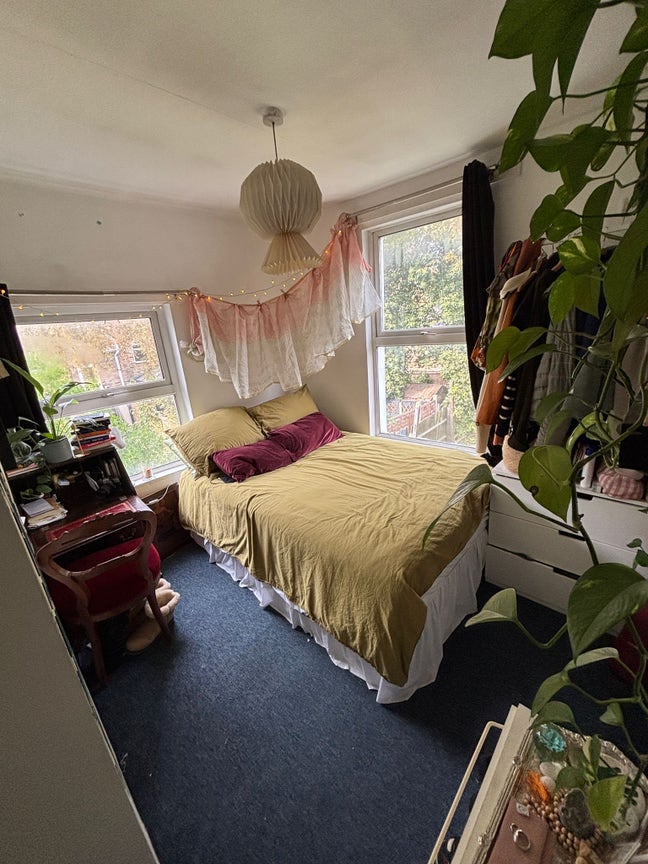 Rooms to let – Clifden Road, Hackney Main Photo