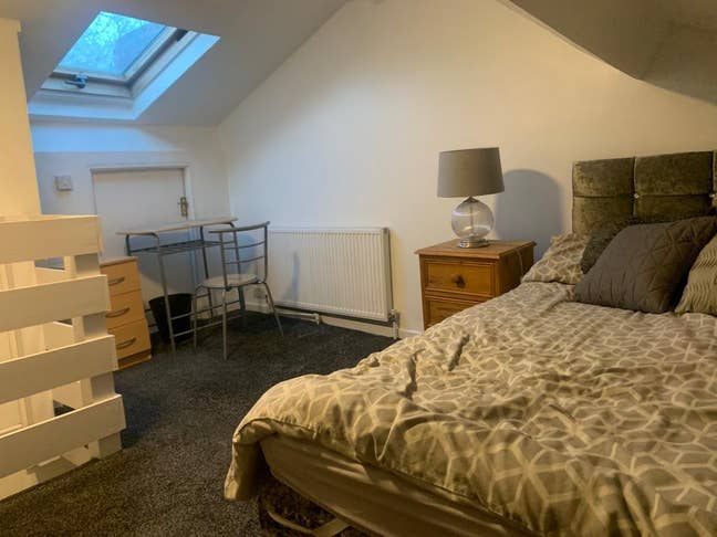 Spacious & Cosy Double Room for Rent – L13 3AP Main Photo