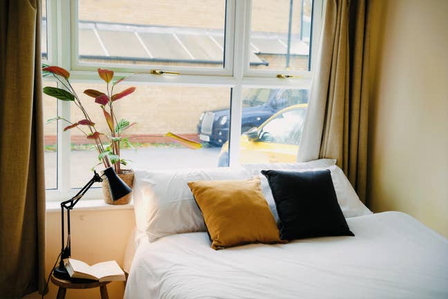 Detached House with garden | Next to London Bridge Main Photo