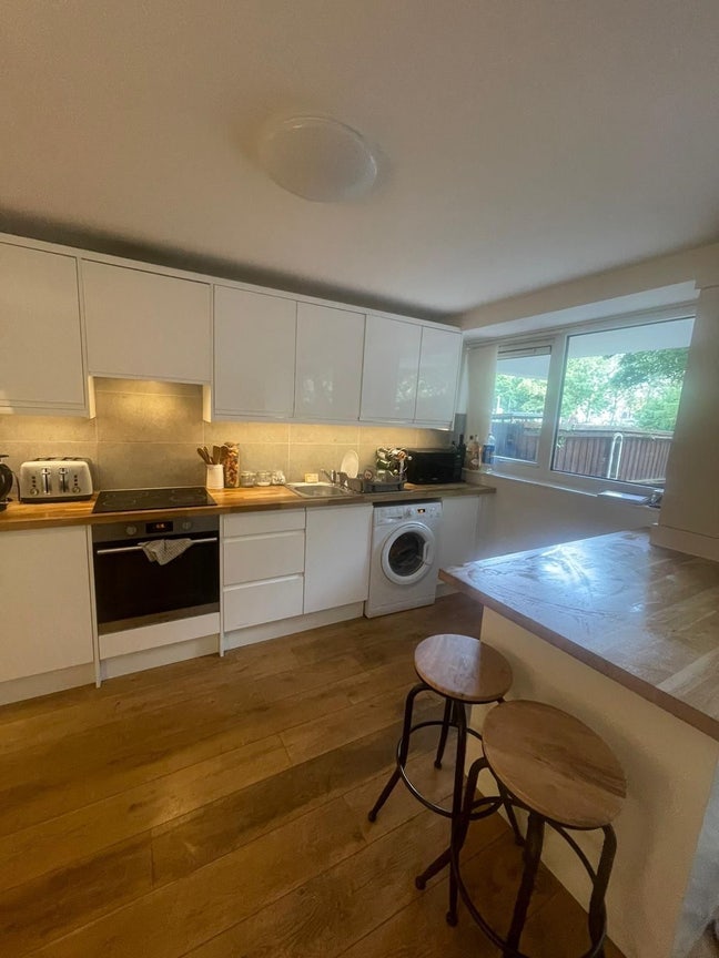 Two Doubles in homely Battersea flat ✨ Main Photo