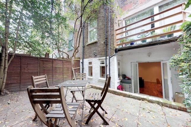 Don’T Miss- Fab Garden Flat Main Photo