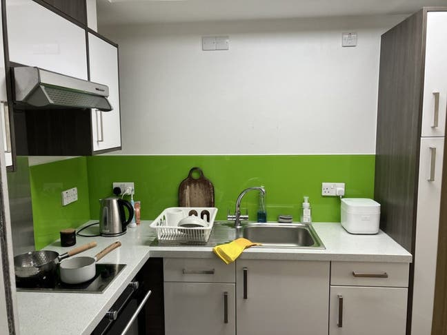 Room Available from Nov-1st to April-2026  Main Photo