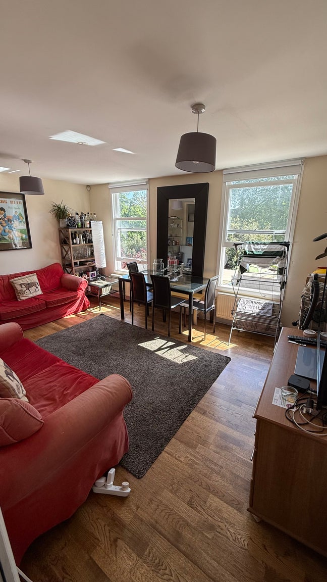 Lease Takeover - Large 2 Bed Flat in Angel Main Photo