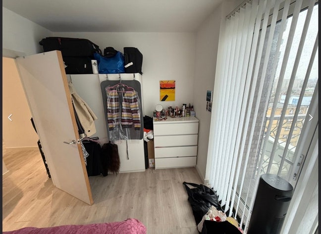 2 Rooms Available - Modern Flat in East London Main Photo