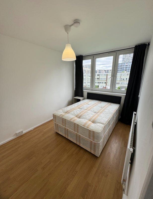 🛏️ Cozy Double in All Saints 5 mins walk to DLR Main Photo