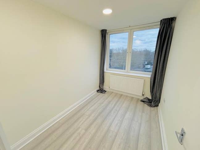 2Bed Boulcott Street Main Photo