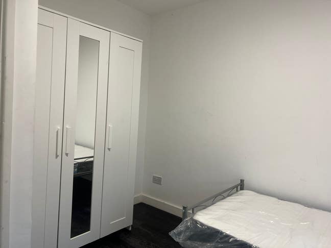 Double Room to Let - Harrow HA3  Main Photo