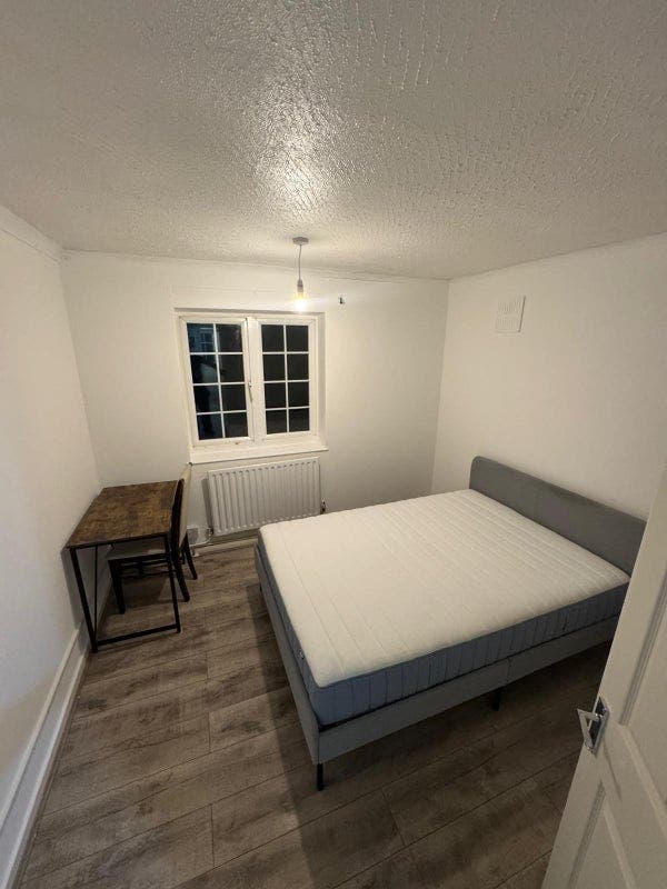 🏡 3 Modern & Spacious Double Rooms - Canning Town Main Photo