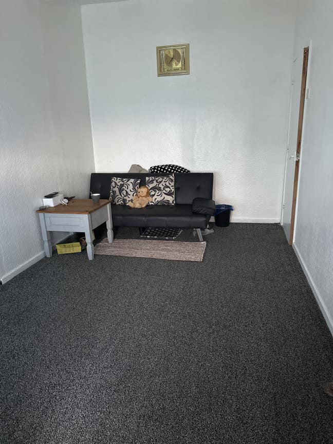 Double bedroom with a bed  Main Photo