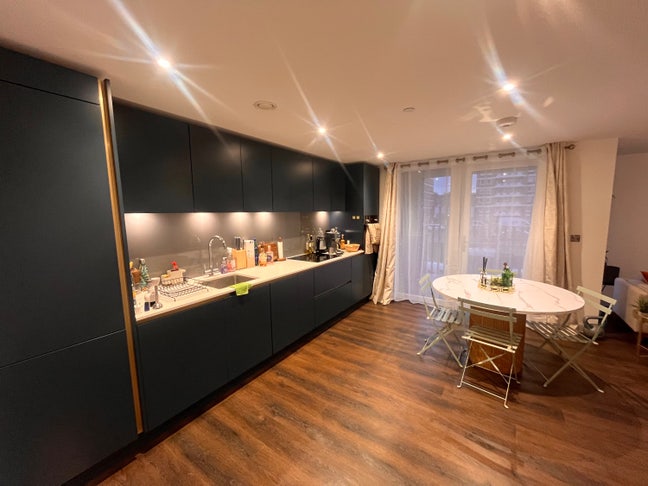 🌊 Beautiful Double Room in Luxury Apartment Main Photo