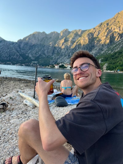 Room wanted in sharehouse!  Main Photo