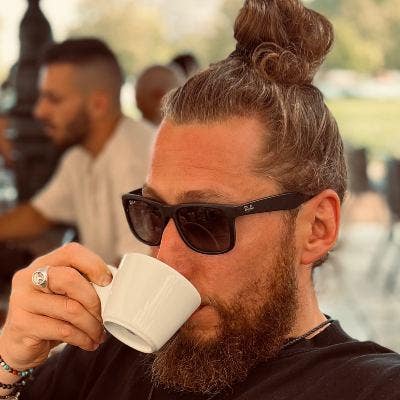 Double Room Wanted in a Friendly Household,  Main Photo