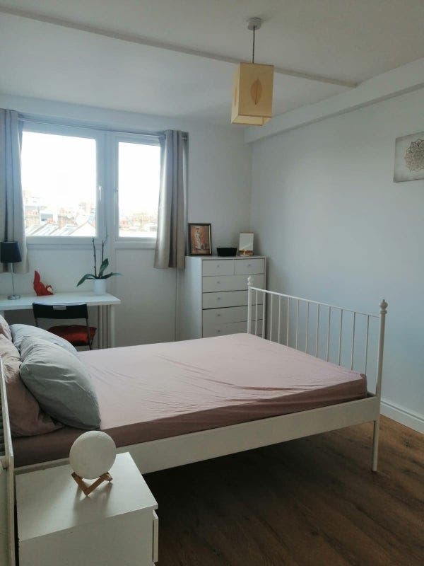 Bright Double Room in Friendly Battersea Flat Main Photo