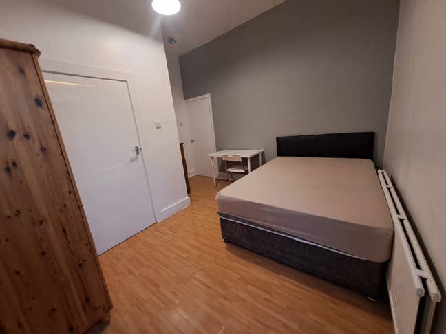 🏡 Modern Studio on Finchley Road – Available from Main Photo