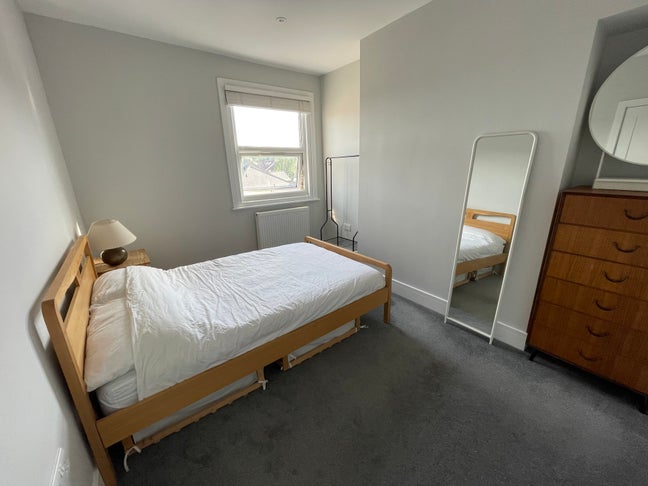Mon-Fri/short-term double room in Honor Oak Park Main Photo