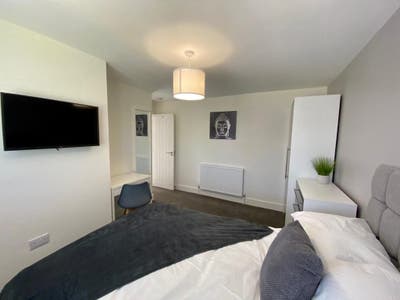 Beautiful & Homely Double Rooms in Kidlington 😍 Main Photo