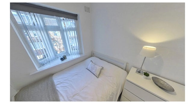 Lovely room near East Croydon station Main Photo