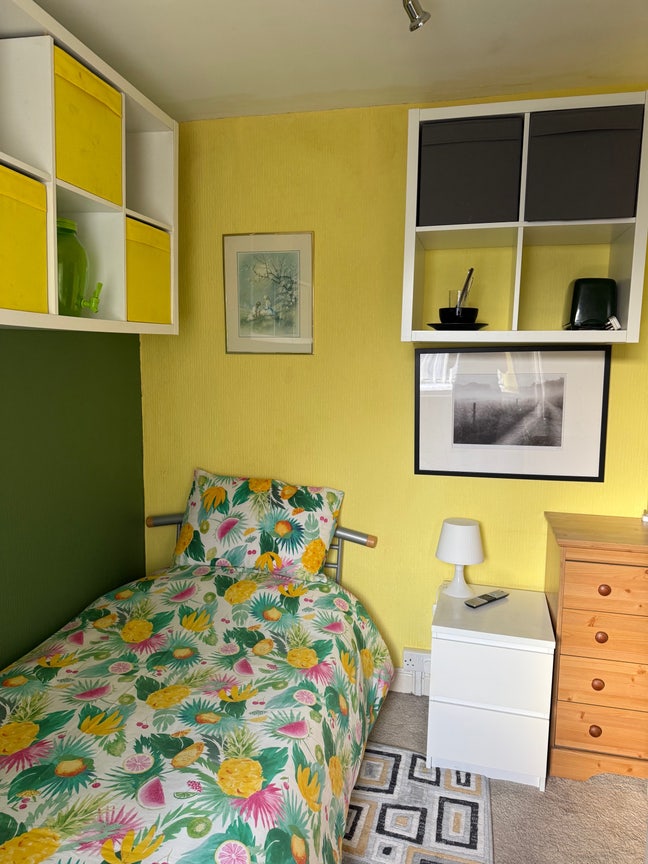 Small cozy room   Aberdare.  Main Photo