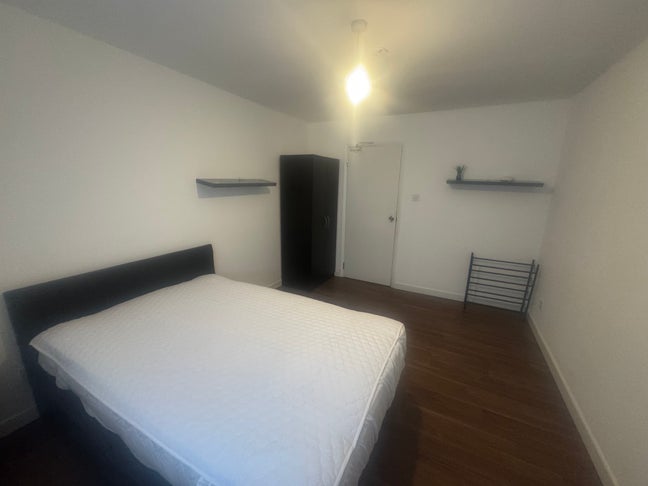 A well maintained Double Room  Main Photo