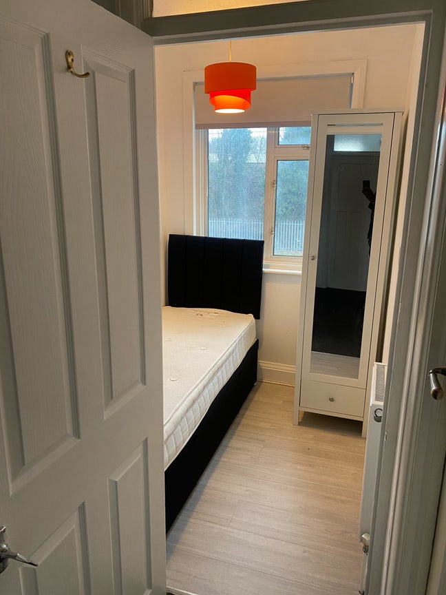 Smallest Room in the World 🌎  Main Photo