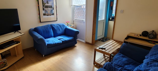 Large Room in Nice, Friendly House inc all bills  Main Photo
