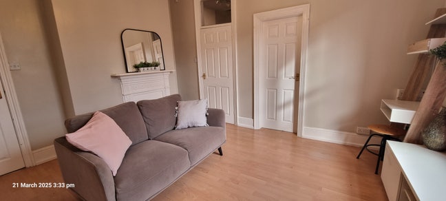 Beautifully presented flat (BH4) Main Photo