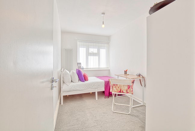 HIGH-GRADE Double Room in a Refined Flat Main Photo