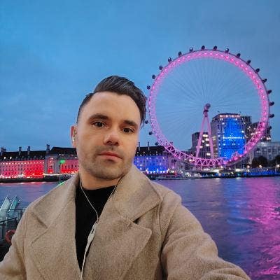 Studio flat in Newcastle wanted Main Photo