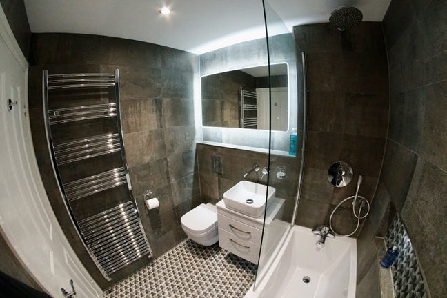 Kingsize Bedroom close to York Uni / 55” TV Main Photo