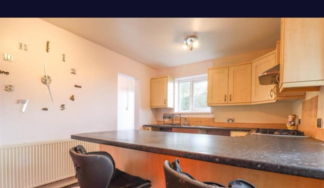 Spacious 3 bedroom close to Crystal Peaks  Main Photo