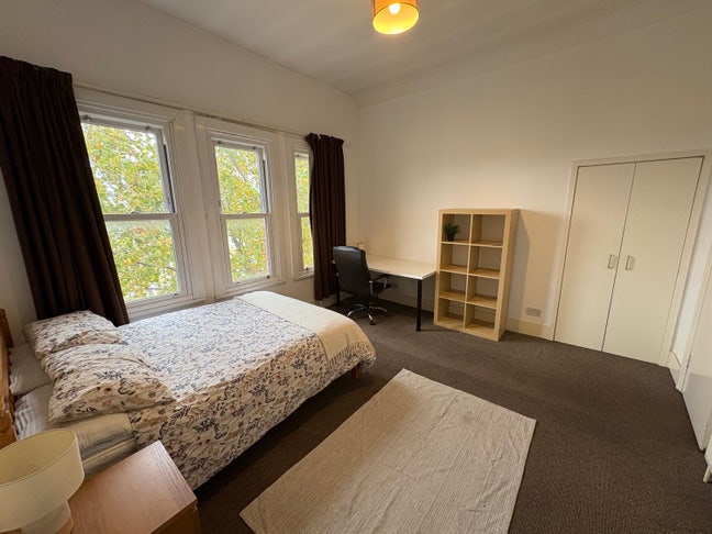 Clapham Junction SW11 Large Double Room Main Photo