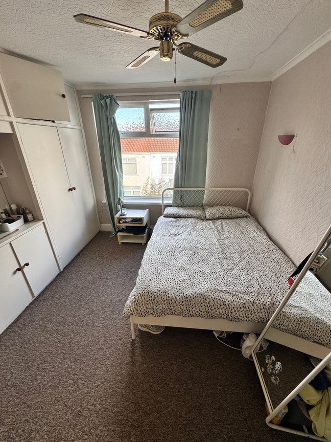 Double room in a lovely house with garden Main Photo
